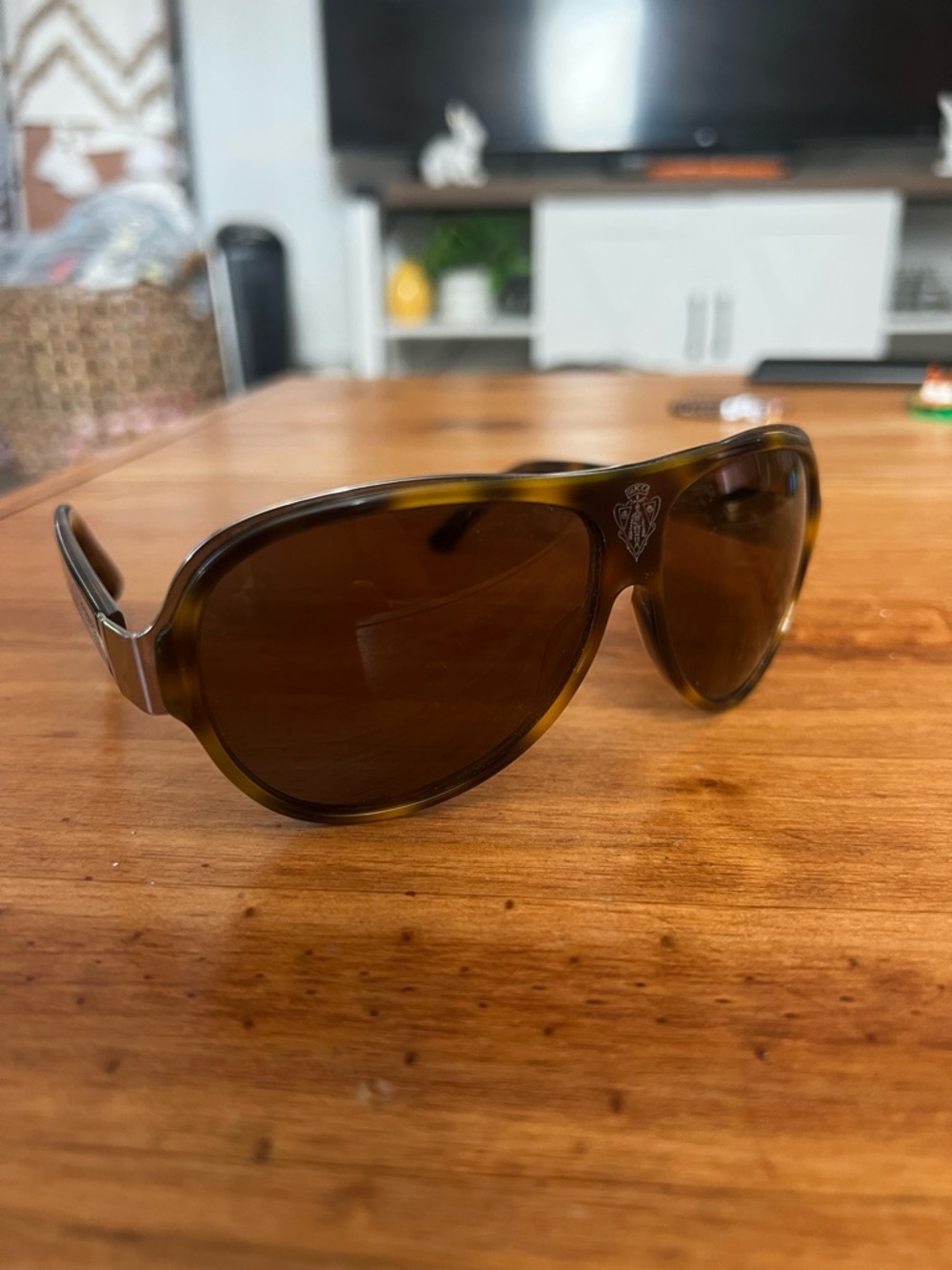 Gucci Women's Sunglasses - Olive Brown Frame